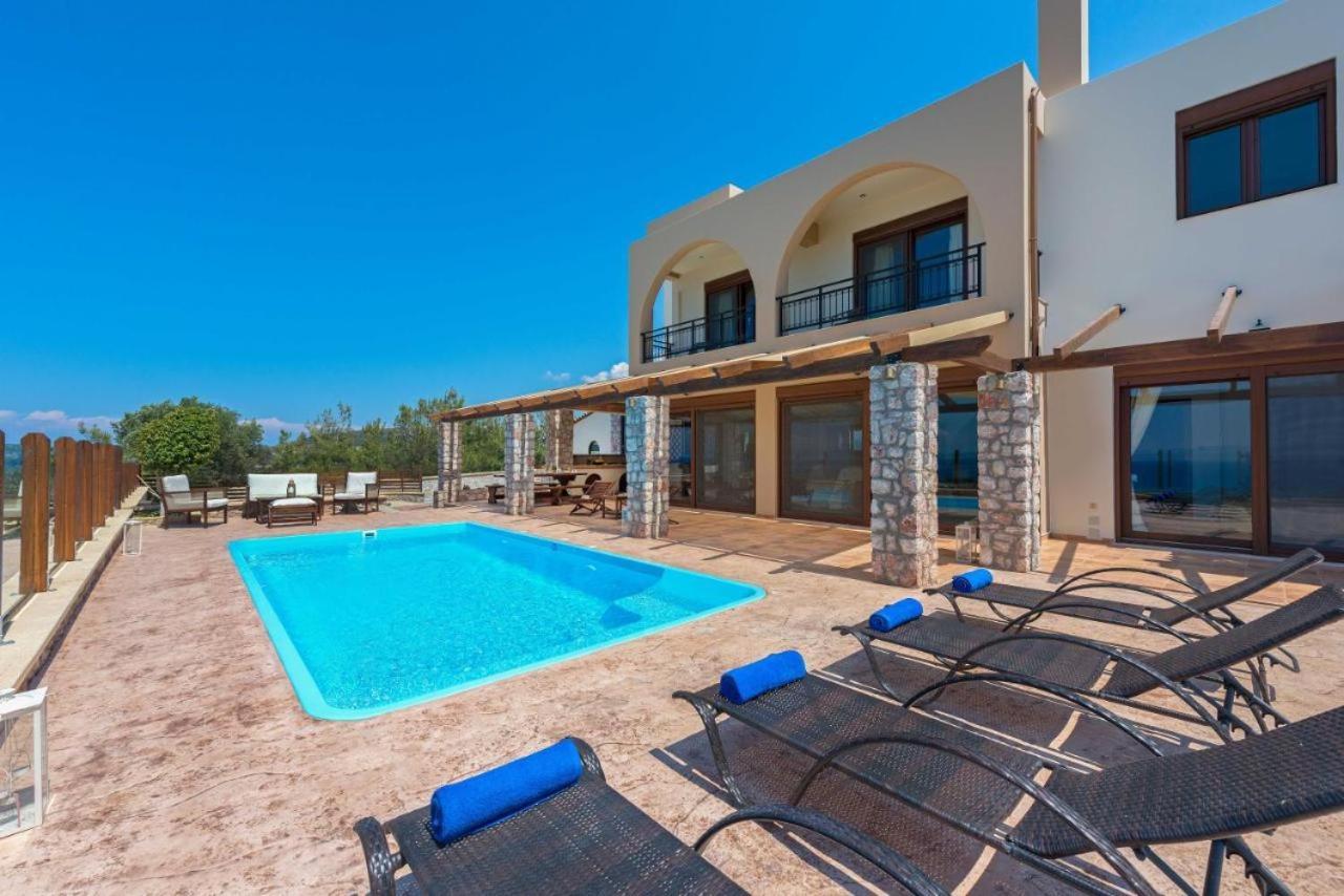 Villa Butterfly With Stunning Sea And Valley Views *