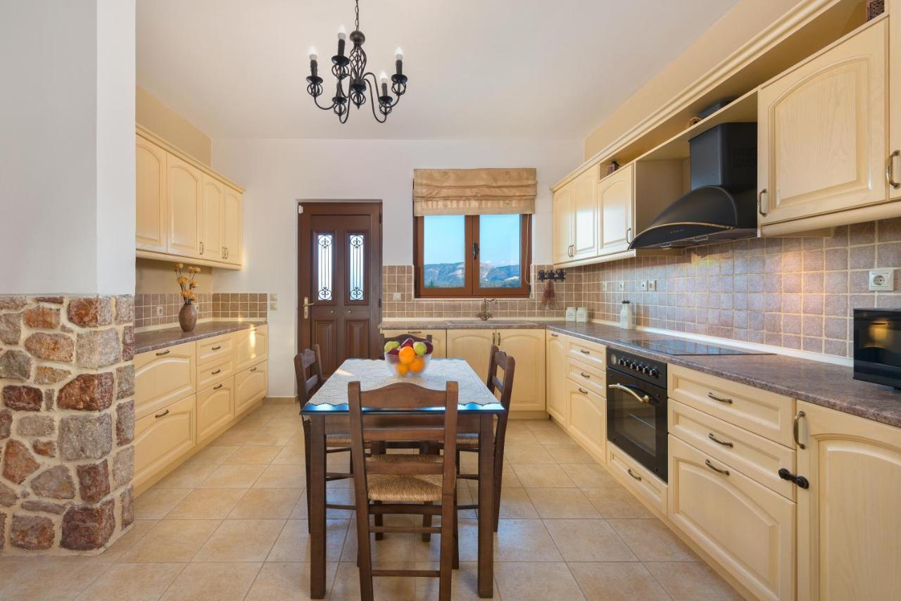 Villa Butterfly With Stunning Sea And Valley Views *